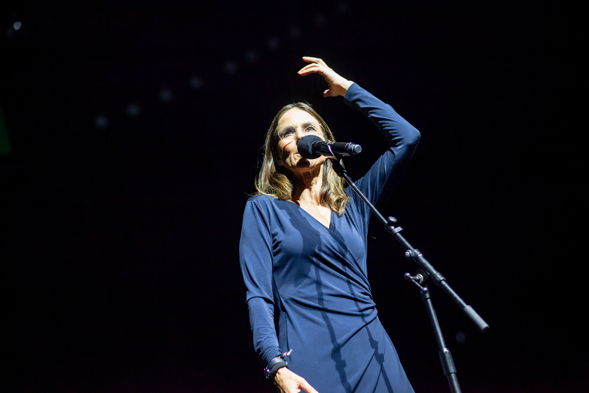 Anna Lisa Konrad auf einer Bühne